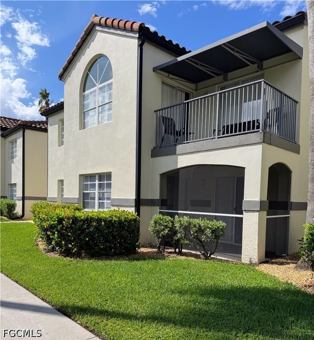 3421 Winkler Ave 411, FORT MYERS