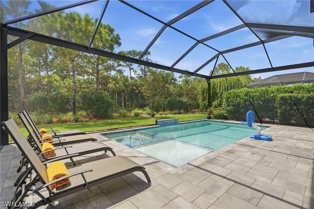 9440 Whooping Crane Way, Naples