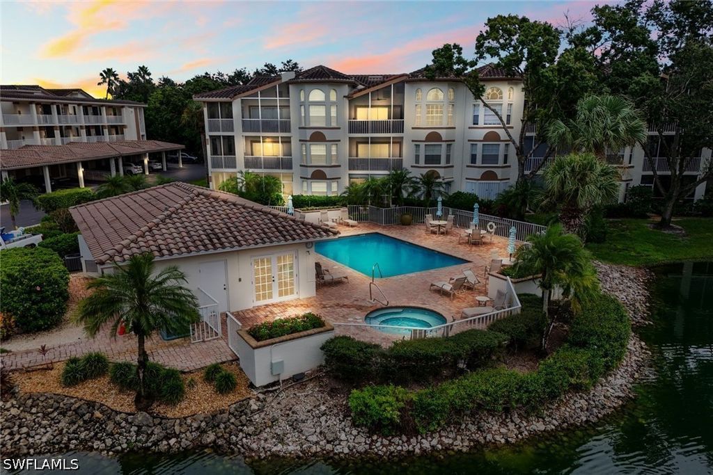 6030 Chardonnay Ln 203, Naples