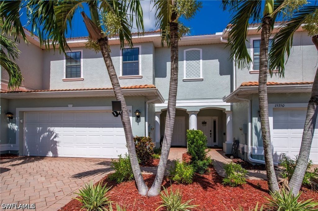 15346 Summit Pl Cir 161, Naples