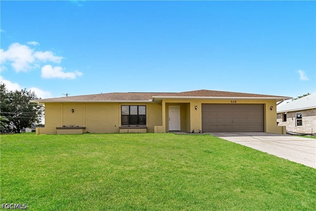 512 Sw 27th Ter, Cape Coral