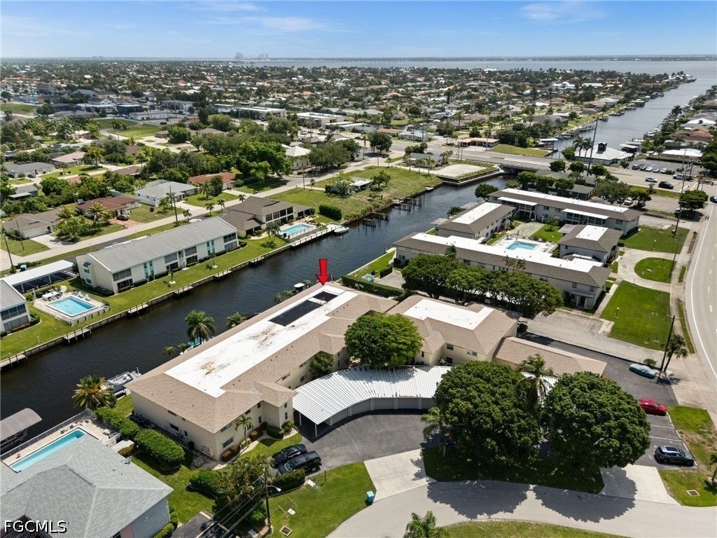 1345 Se 40th Ter 2e, CAPE CORAL