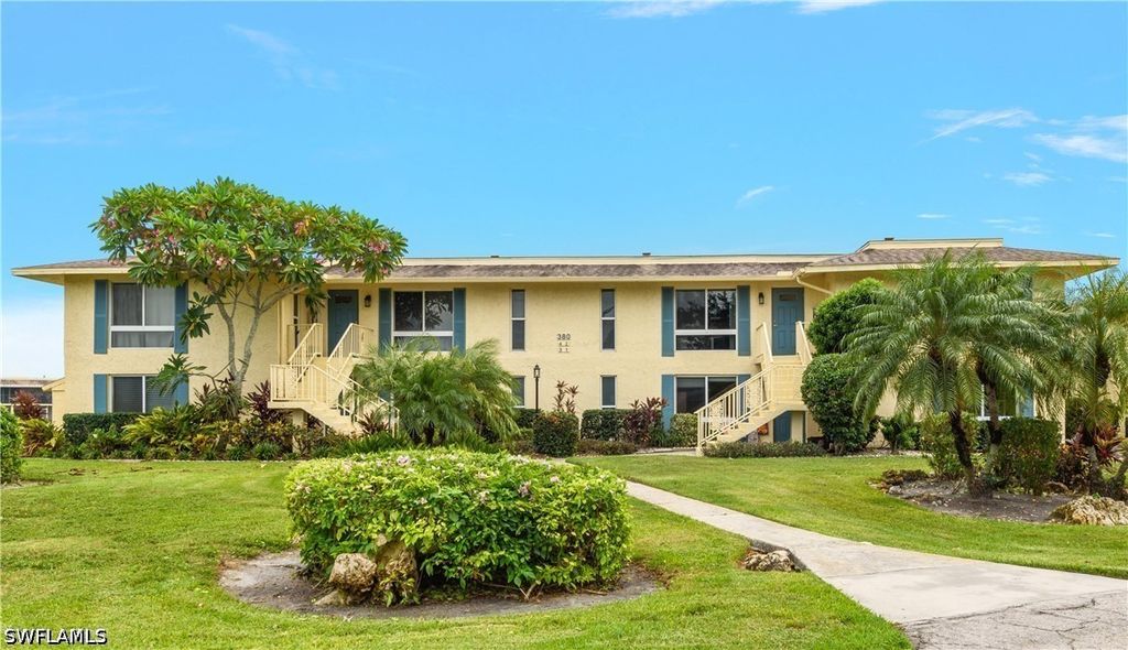 380 Tern Dr 2, Naples