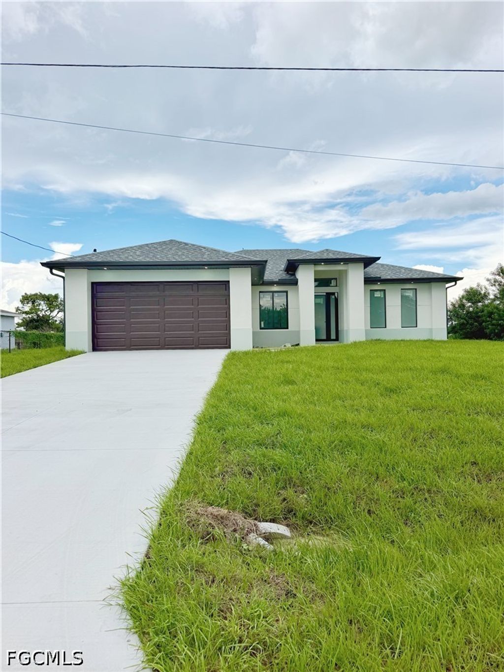 9031 Lamkin Cir, LABELLE