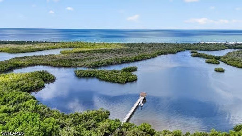 290 Naples Cove Dr 2604, NAPLES