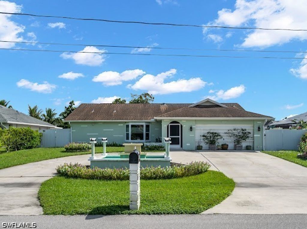4238 32nd Ave Sw, NAPLES