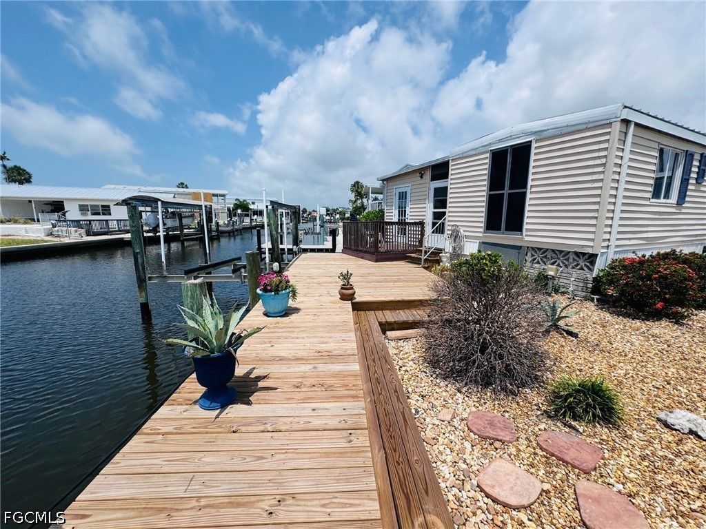 11321 Bougainvillea Ln, FORT MYERS BEACH