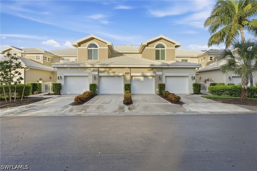 4705 Hawks Nest Way 102, Naples