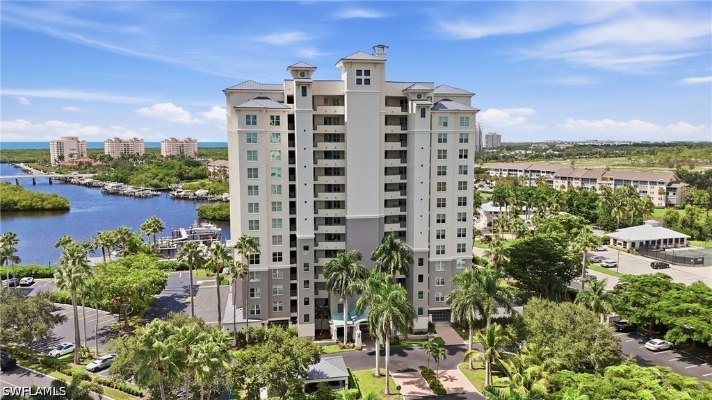 430 Cv Tower Dr 501, Naples