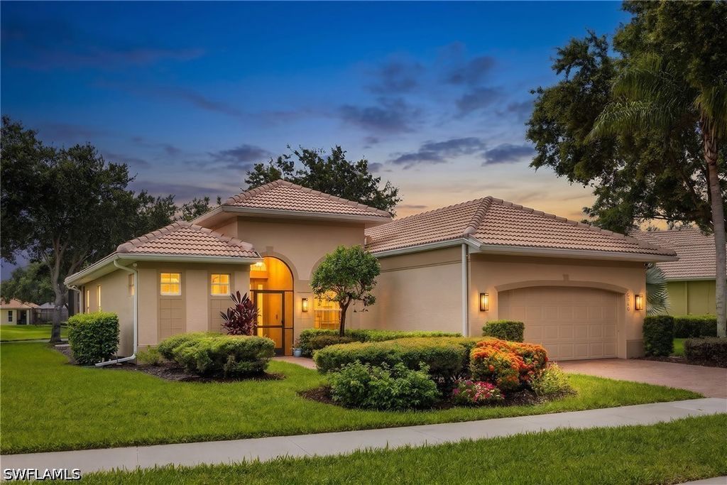 6840 Bent Grass Dr, Naples
