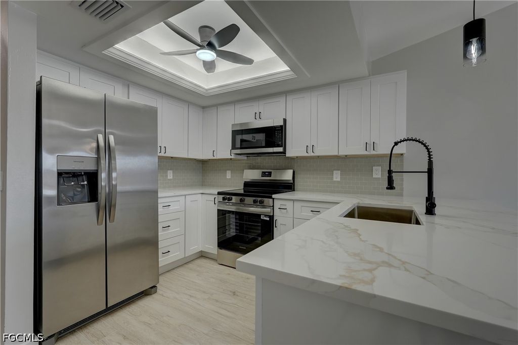 804 Mohawk Pkwy 105, Cape Coral