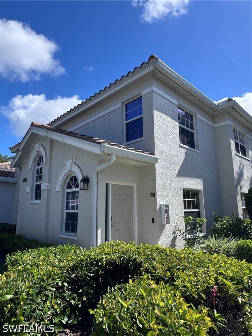 6800 Satinleaf Rd S 204, Naples