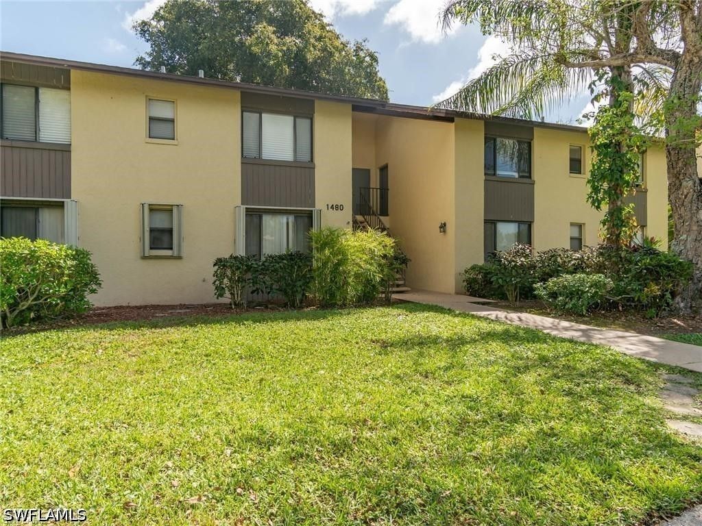 1480 Green Valley Cir 204, Naples