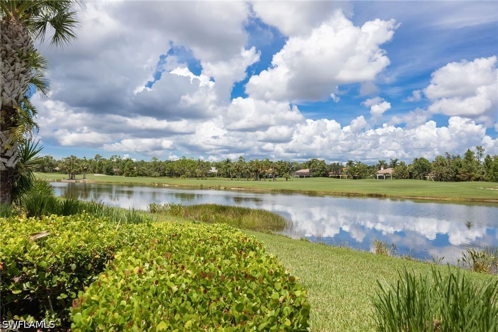 3725 Montreux Ln 103, Naples