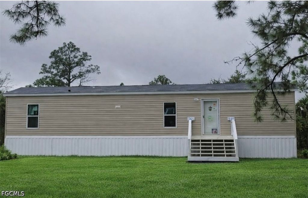 566 Avenida Del Sur Ave, Montura Ranches