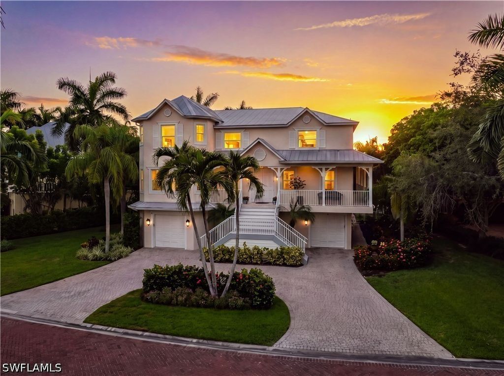 207 San Mateo Dr, Bonita Springs