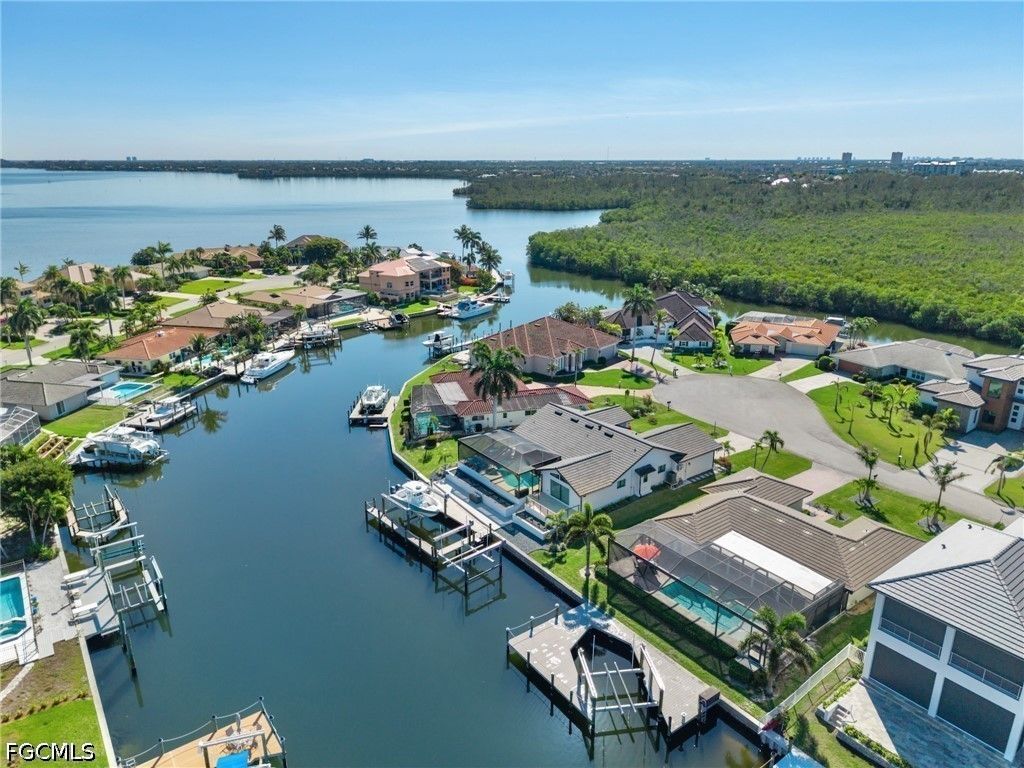 14710 Eden St, Fort Myers