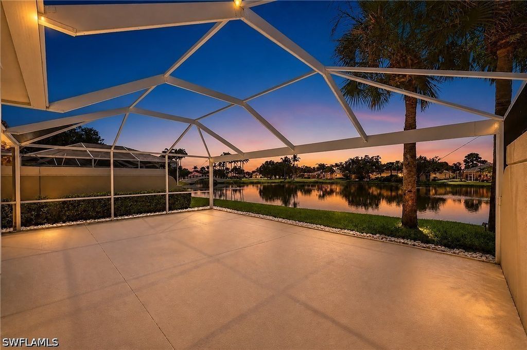 4954 Kingston Way, Naples