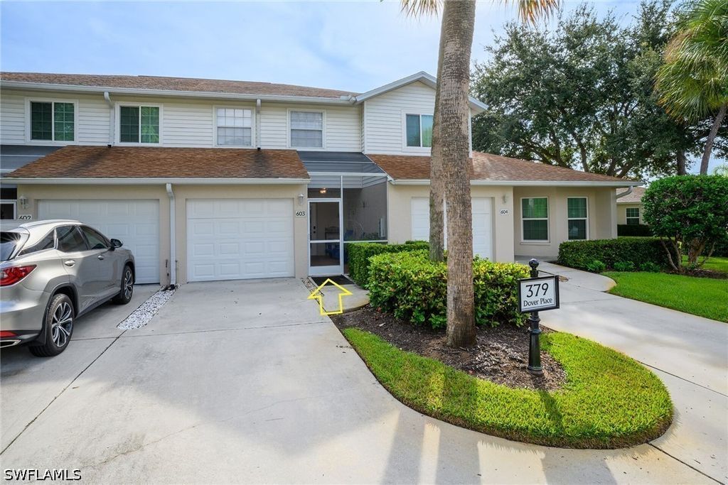 379 Dover Pl 6-603, NAPLES