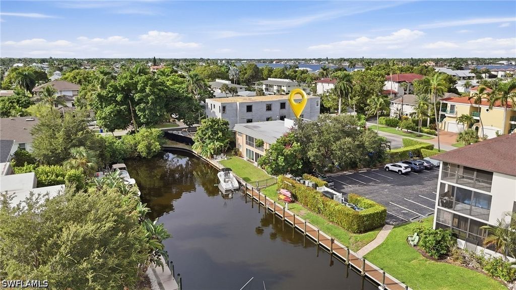 1195 Clam Ct 203, NAPLES