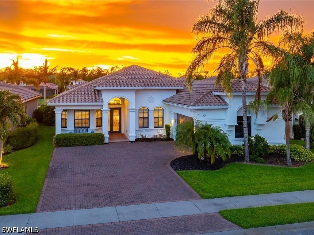 3428 Atlantic Cir, Naples