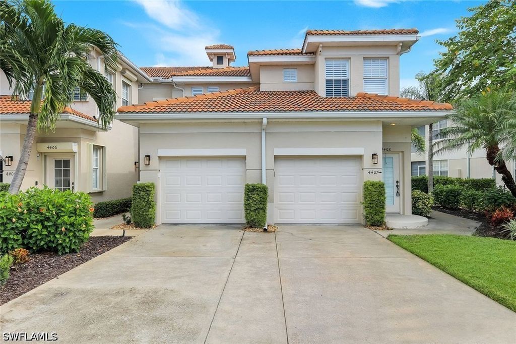 3058 Driftwood Way 4407, Naples