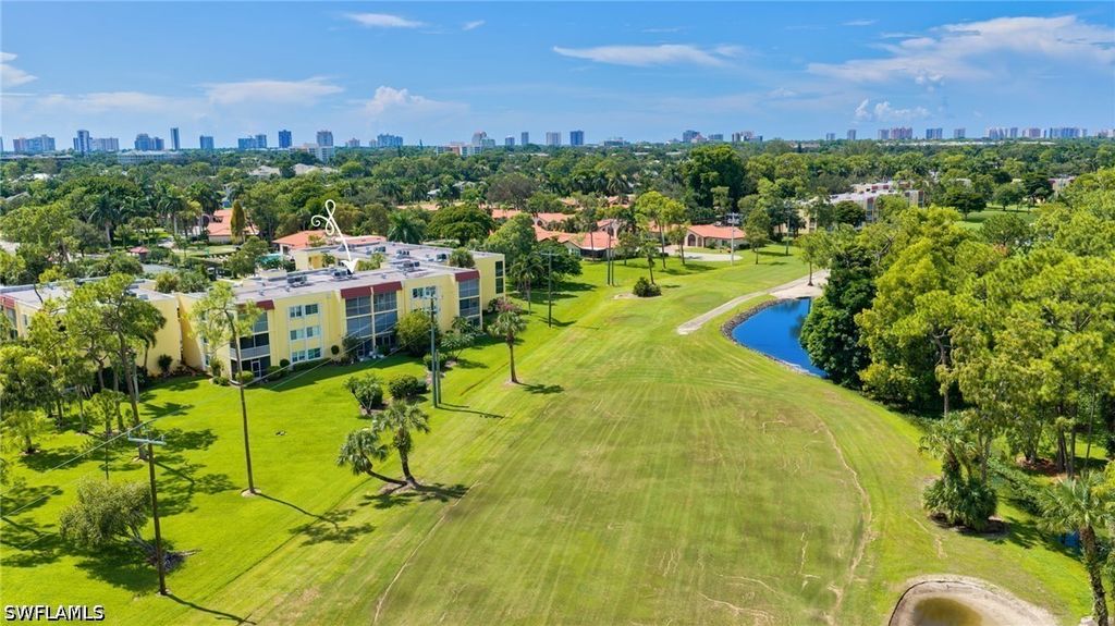 1057 Forest Lakes Dr 307, Naples