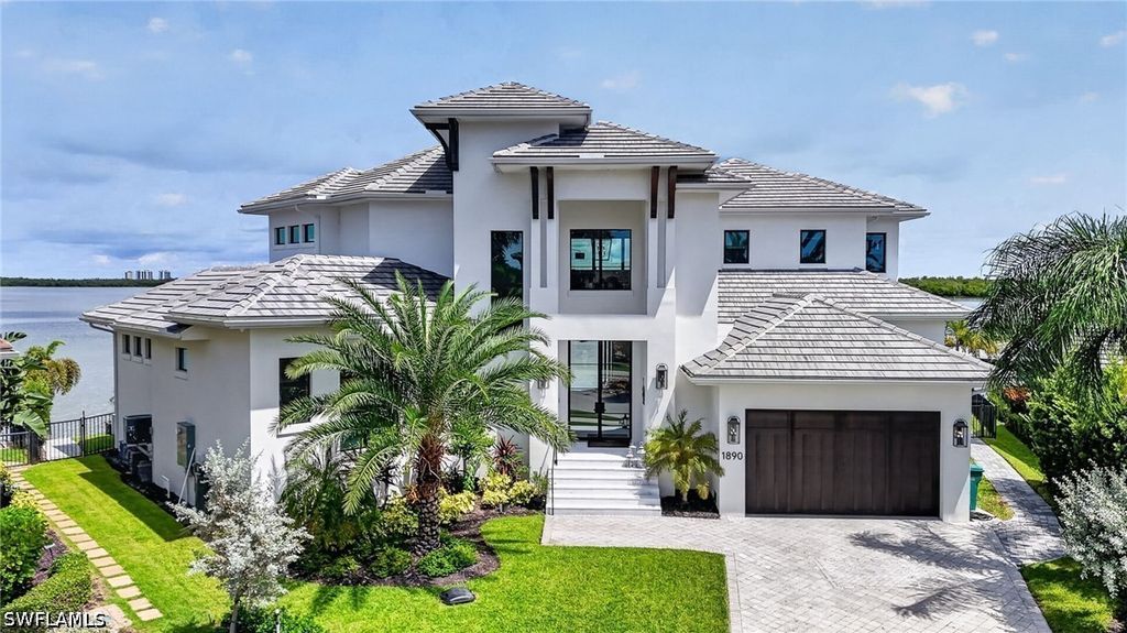 1890 Cascade Ct, Marco Island