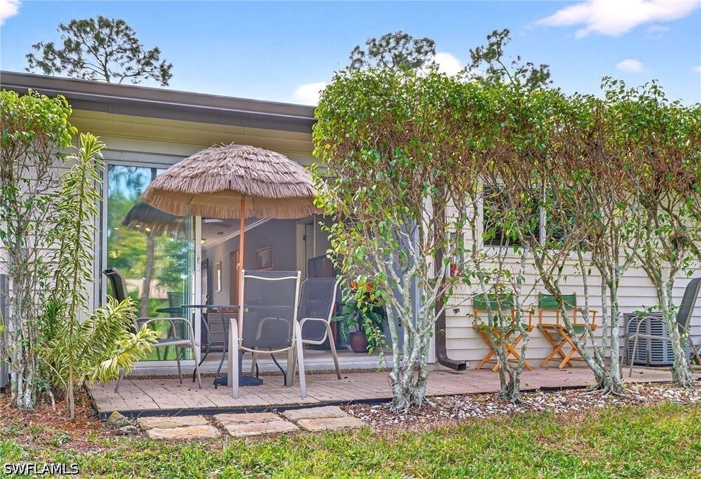 1009 Pine Isle Ln 1009, Naples