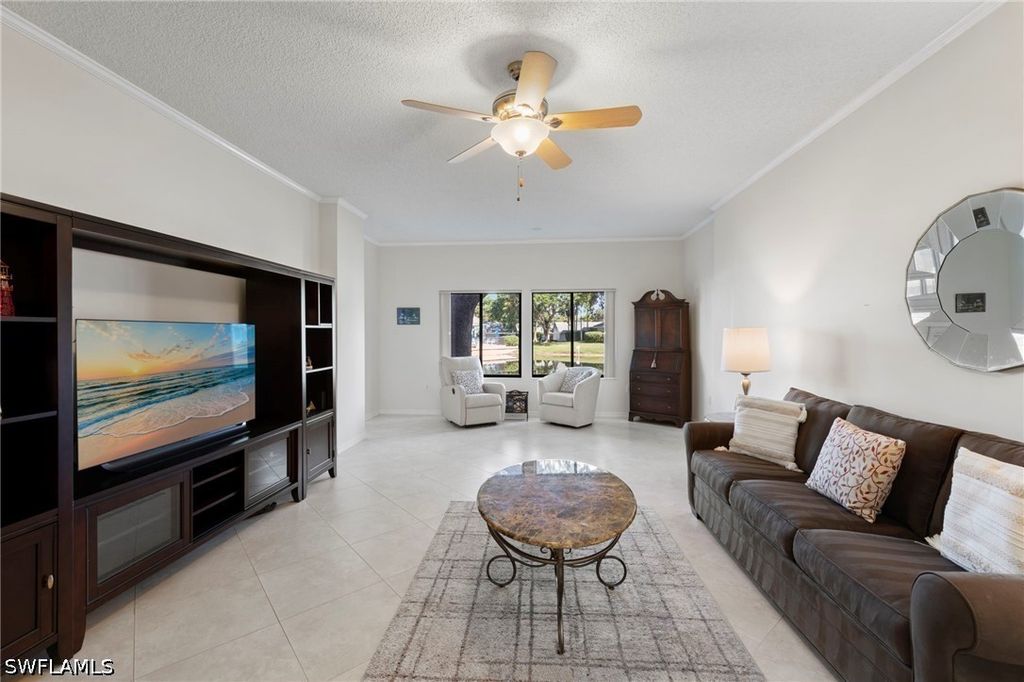 201 Arbor Lake Dr 102, Naples