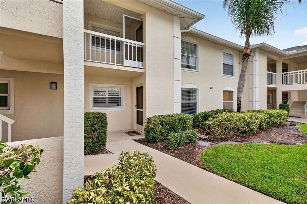 737 Landover Ct 102, Naples