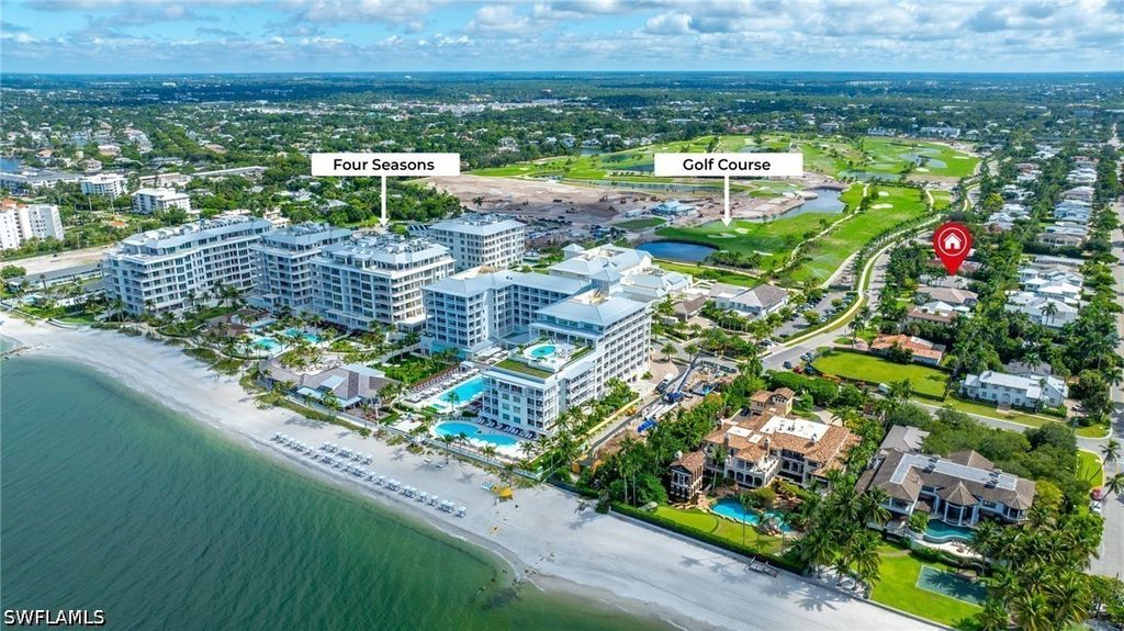 250 S Golf Dr, Naples