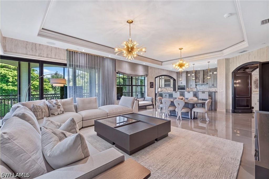 16347 Viansa Way 302, Naples