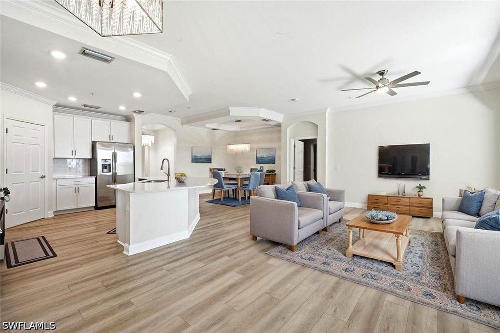 2165 Frangipani Cir 102, Naples