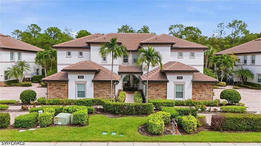 9524 Ironstone Ter 102, Naples