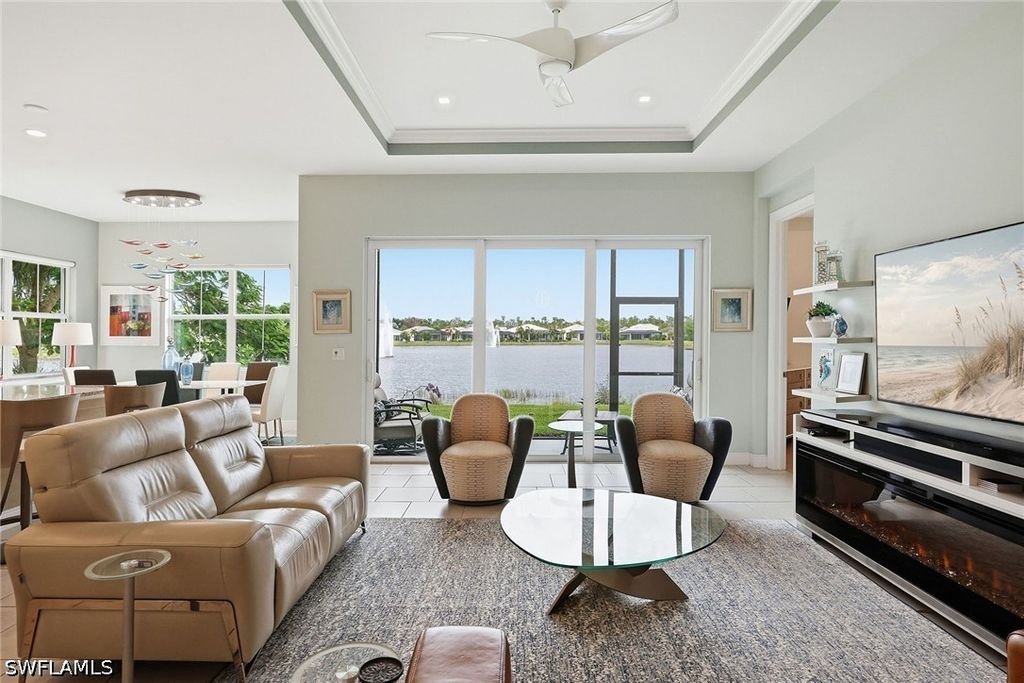8936 Saint Lucia Dr 101, Naples