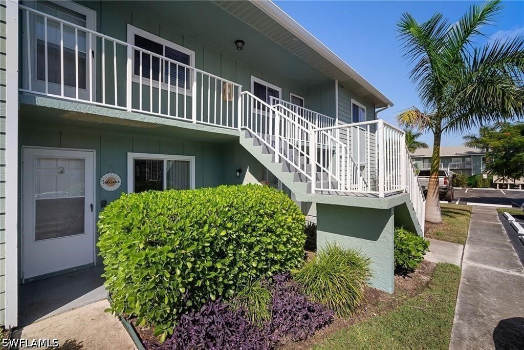 144 Cypress Way E 707, Naples
