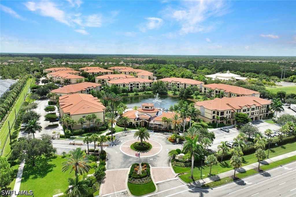 12955 Positano Cir 306, Naples