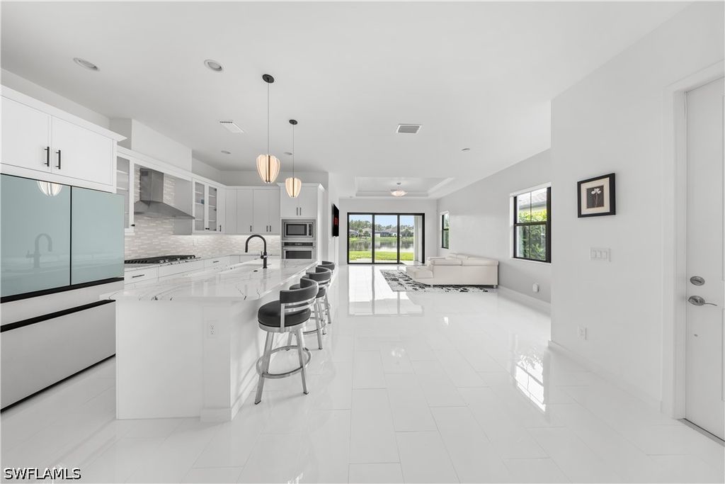 14854 Loggerhead Dr, Naples