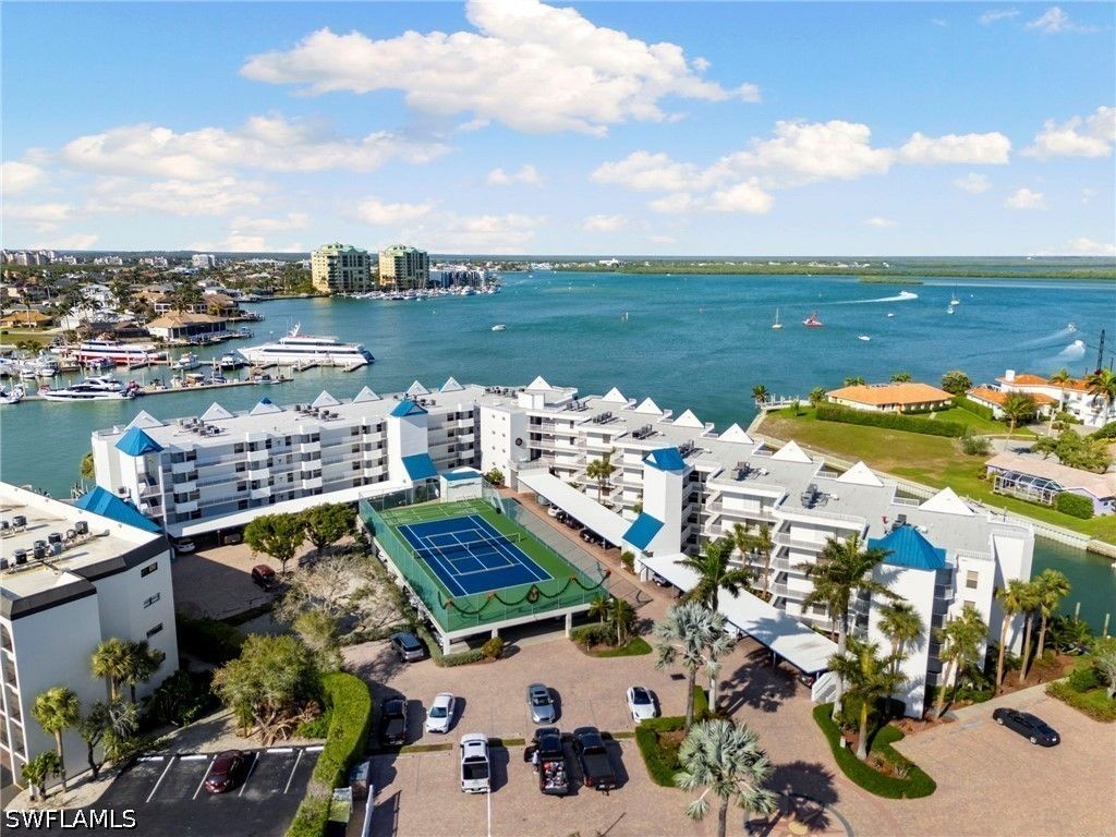 991 N Barfield Dr 408, Marco Island