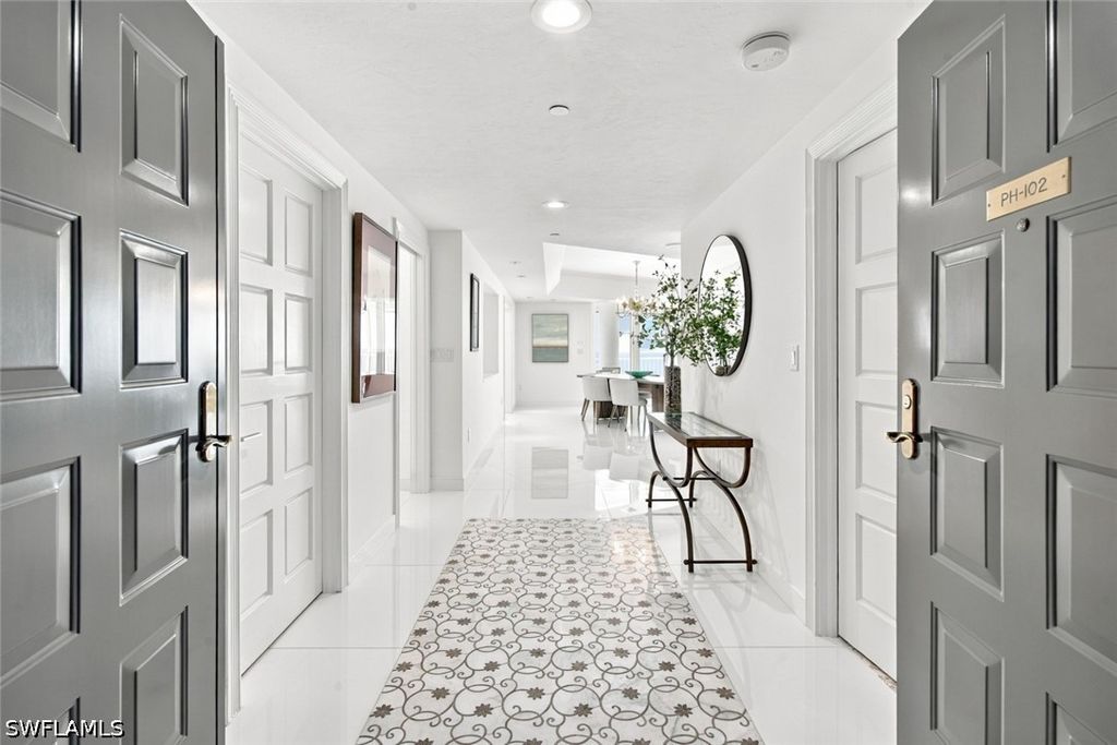 3991 Gulf Shore Blvd N Ph102, Naples