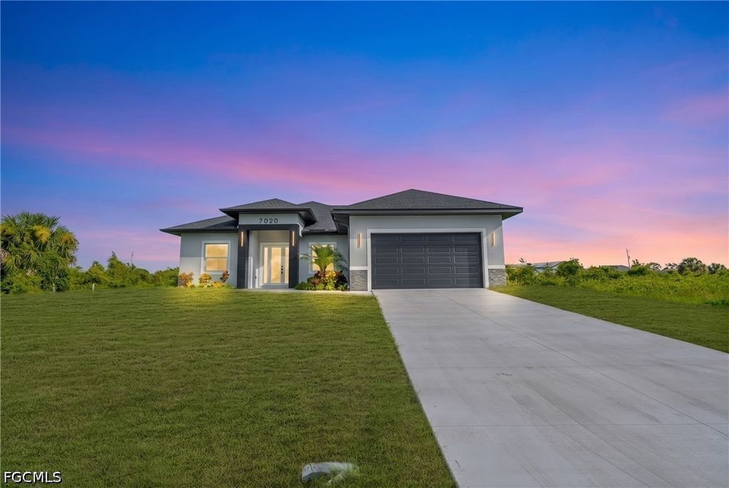7020 Burma Cir, LABELLE