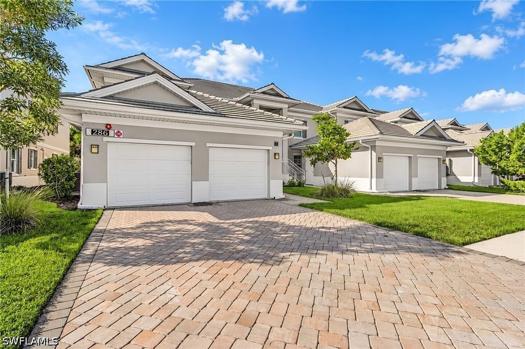 286 Indies Dr E 101, Naples