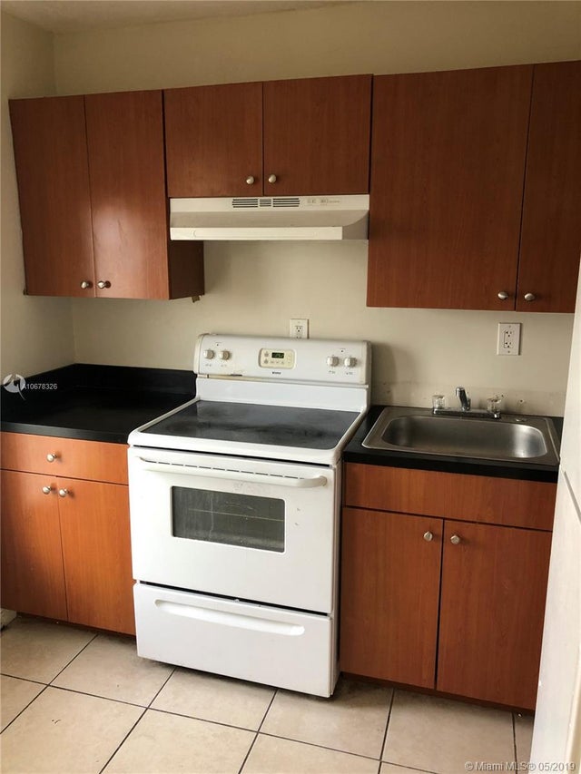 1 of 7 - 13215 Ne 6th Ave 103, North Miami, FL