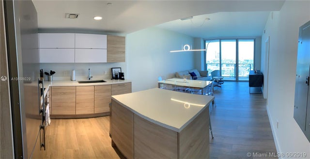 3 of 35 - 16385 Biscayne Blvd 1916, North Miami, FL