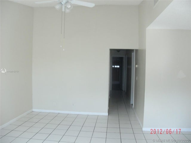 3 of 5 - 1338 White Pine Dr 9-d, Wellington, FL