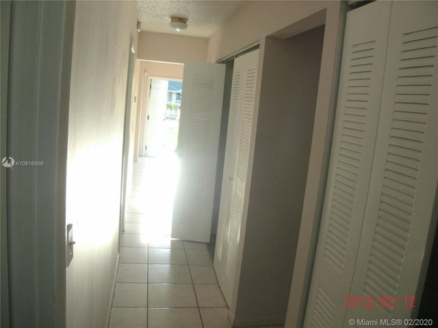 4 of 5 - 1318 White Pine Dr 8-d, Wellington, FL