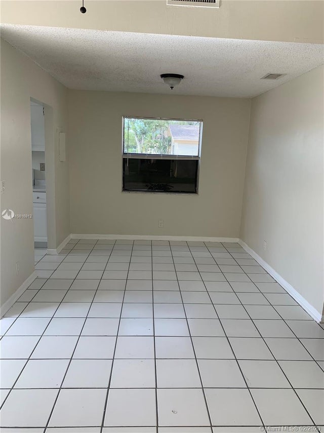 5 of 10 - 1316 White Pine Dr 8-c, Wellington, FL