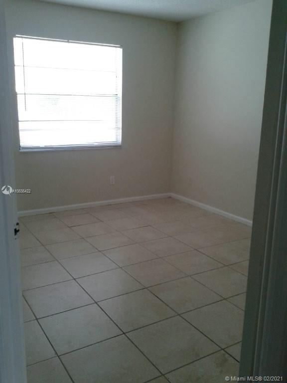 3 of 7 - 1409 Lake Ave 5, Lake Worth, FL