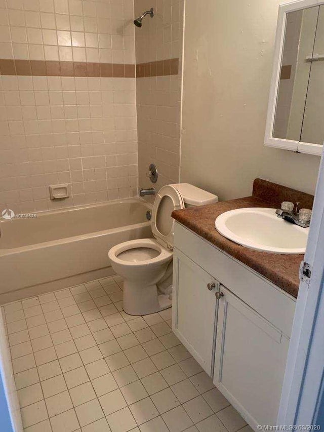 5 of 6 - 1723 W Meadows Cir W 1723, Boynton Beach, FL
